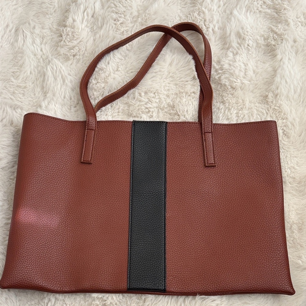 Vince Camuto tote